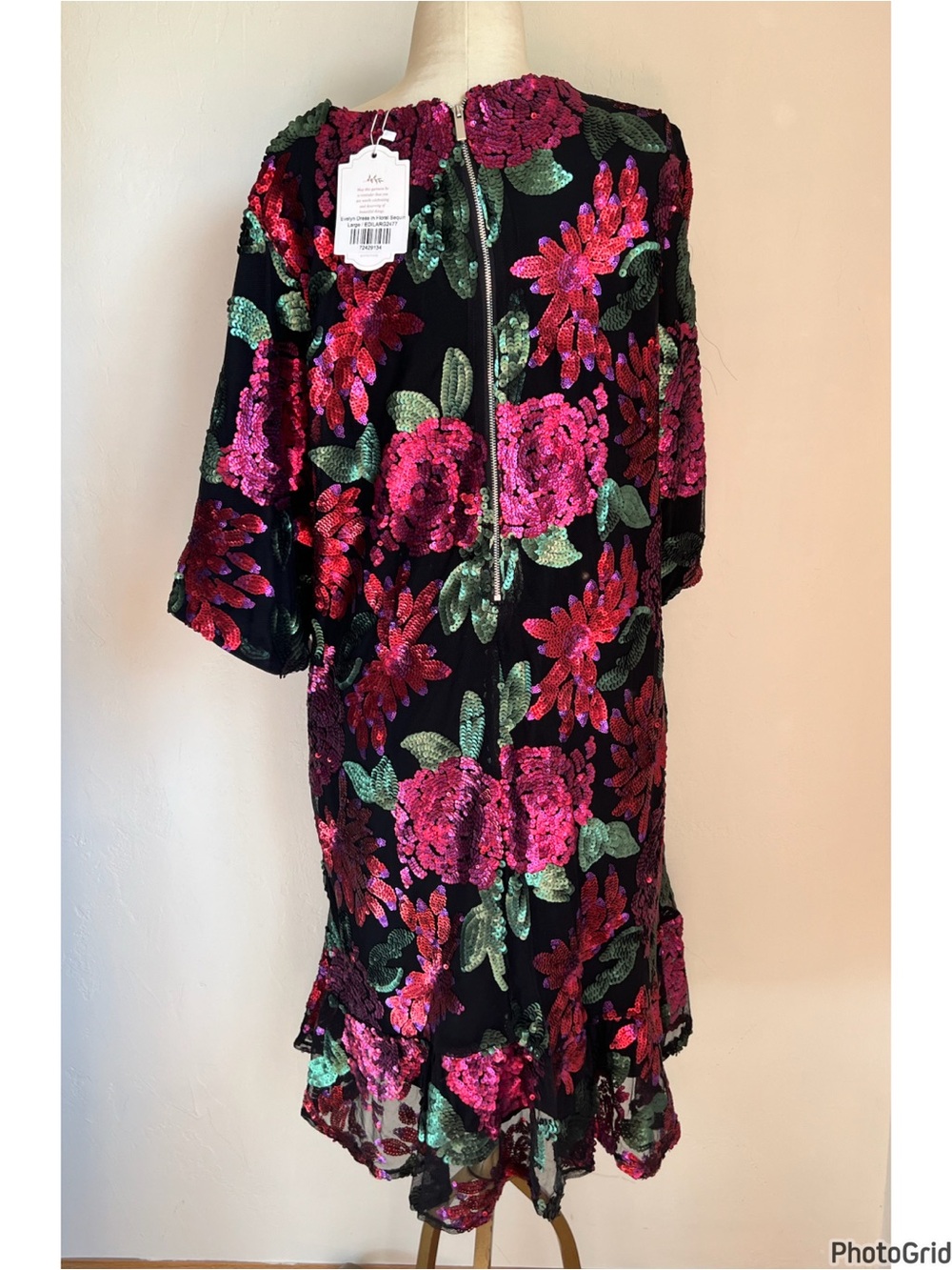 Ivy City Co Sequin Floral Evelyn Dress Large New With Tags - Picture 3 of 5